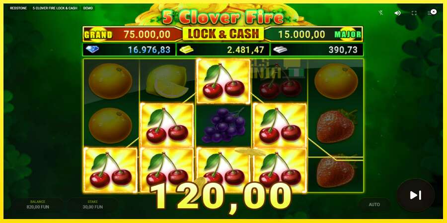 Riktiga pengar med en spelautomat 5 Clover Fire Lock & Cash, bild 3