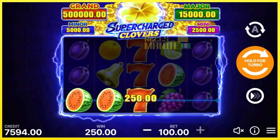 Riktiga pengar med en spelautomat Supercharged Clovers: Hold and Win, bild 5